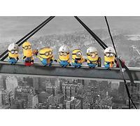 Póster de película Artland + un póster sorpresa - Póster de película Gru - Mi villano favorito Minions comida Almuerzo sobre un rascacielos tamaño 61 x 91,5 x 0,1 cm)