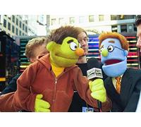 Posterazzi Janet Mayer Celebrity 972003 - Póster impreso de la colección Puppeteers from The Show Avenue Q Broadway Ny 972003 (10 x 8)