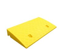PP-Vic Rampa De Entrada Para Silla De Ruedas De Goma, Rampa Antideslizante Para Aceras, Rampa Con Umbral Elevado, Rampa De Transición Para Escalones De Entrada A Casa,Yellow 50×27×7cm