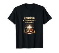 Precaución Maestro Zen en el Trabajo Buddha Cat Chill Vibes Camiseta
