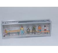 Preiser 10702 Figuras En El Biergarten Con Mesa Y Banco 1:87 H0 NUEVO OVP