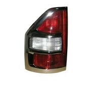 PROPOSTEONLINE Faro fabricado para Mitsubishi Pajero de 2001 a 2002 trasero lado conductor con 3 conectores + marco cromado MR508783