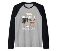 Proud Daughter Veteran Noting Scares Patriotic Veterans Day Camiseta Manga Raglan