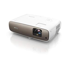 Proyector de cine en casa BenQ W2700 de auténtico 4K con HDR-Pro, cobertura del 95 % de DCI-P3 y 100 % de Rec. 709, 2000 lúmenes, HDMI, iris dinámico para mejorar el contraste en escenas oscuras