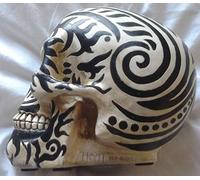 PTC Celtic Knotwork Tatuaje Tribal Calavera Dinero Banco Estatua Figura Decorativa Pintada a Mano Resina