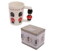 Puckator Taza de Cerámica - Asa con Forma de Guardia Real Británica