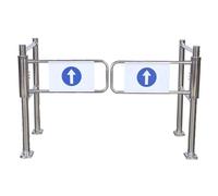 Puerta batiente de seguridad de cierre automático de alta resistencia con barandilla, barrera metálica segura for almacenes de supermercados(110cm)