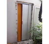 Puerta corrediza plegable, puerta de concertina de aluminio para exteriores con cerradura y hardware, puerta retráctil para garaje y sótano, pantalla de puerta interior