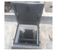 Puerta de acceso de techo resistente, cubierta de tragaluz de techo de acero galvanizado, puerta de acceso industrial para techo, tapas de salida de boca de acceso para sótanos (55 x 65 cm)