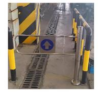 Puerta de Acceso unidireccional con Cierre automático y función de Entrada restringida Segura para Uso Comercial e institucional. Mayor Seguridad y Comodidad.