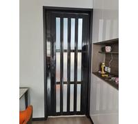 Puerta plegable de acordeón de 56 x 80 pulgadas, pantalla divisora magnética retráctil con ventana de rejilla y asa, puertas correderas negras de PVC para cocina y baño