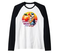 Puffin hawaiano vintage pájaro con gafas de sol retro puesta de sol Camiseta Manga Raglan