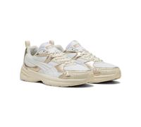 PUMA Zapatillas deportivas Milenio Tech 2000 Metallic Whisper. Color Blanco/Dorado