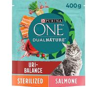 PURINA ONE Dualnature Uri-Balance - Pienso para Gatos Adultos esterilizados, Rico en salmón y con arándano, 8 Bolsas de 400 g