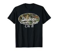 Put Some Garlic Salt On It Classic Distressed Camo Camiseta