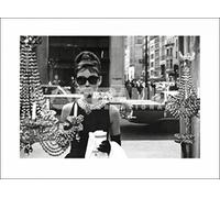 Pyramid International - Póster de Audrey Hepburn (Window) - Lámina Decorativa (60 x 80 cm, Papel, Multicolor, 60 x 80 x 1,3 cm