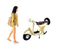 Qectial Figuras Pintadas a Mano a Escala 1/64: Niña, Motocicleta, Tren, Maqueta de Ferrocarril, Escala S, Amarillo