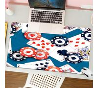 QRFASFZO Alfombrilla Ratón,XXL 80x30 cm Mouse Pad Grande Gaming, Alfombrilla Antideslizante,Tapete Escritorio con Bordes Cosidos,Fichas de Casino Brillantes y Cartas de póquer sobre una Mesa Azul con