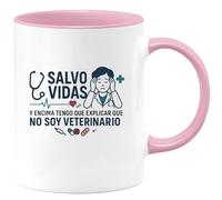 quotedazur - Taza Divertida Salvo vidas y encima tengo que explicar que no soy veterinario - Regalo Médico, regalo consulta, divertida Para Hombre