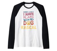 Rascal con nombre de perro, regalo personalizado Busy With My Dog Rascal Camiseta Manga Raglan