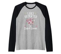 Regalo de los Amantes de los Perros y los Caballos fácilmente distraídos Camiseta Manga Raglan