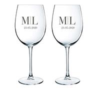Regalo Personalizado: Copas de Vino grabadas con Monograma y la Fecha e Iniciales Que tú Quieras. Un regalo para pareja por su Boda o por aniversarios.
