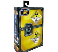 Regreso Al Futuro BTTF DOC BROWN Christopher Lloyd Traje Hazmat Ultimate NECA