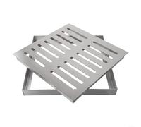 Rejilla de canal de acero inoxidable para una gestión eficaz del agua de lluvia en aplicaciones residenciales y municipales (300 x 300 x 30 x 3 mm)