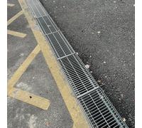 Rejilla de drenaje de acero galvanizado para exteriores, cubierta de sumidero resistente para un drenaje eficaz del agua, ideal para jardines, entradas, alcantarillas y garajes (50 x 30 x 3 cm)