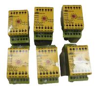 Relé De Seguridad Pilz PNOZ XV3 774540 Módulo De Parada De Emergencia 24/30V CC