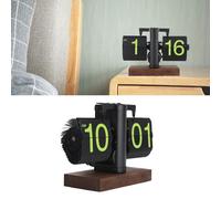 Reloj de bolsillo vintage con números grandes y base de madera, páginas verdes