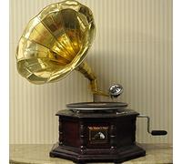 Replica RCA Victor Gramófono Record Player with Hexagonal Base and Latón Horn by THE MORE SHOP