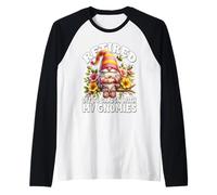 Retired Bee Gnome For Beekeeper Funny Retirement Sayings Camiseta Manga Raglan