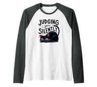 Retro Cat JUZGING You Silently Dad Selfie Pawsome Lover Camiseta Manga Raglan