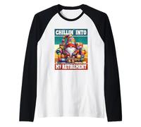 Retro Retirement Gnome Graphic Chillin Into My Retirement Camiseta Manga Raglan
