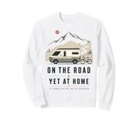 Retro RV Camping Life Mountain Road Trip Journey Sudadera