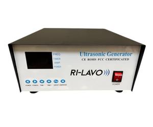 RI-LAVO GRO-500D. Generador profesional ultrasónico de doble salida de 480 W (960 W tot.), modo de barrido, potencia ajustable 1-100%, configurado de fábrica a 28 kHz, temporizador 0-99 min, pantalla