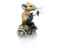 Richard Cooper Studio Figuras Ratón de bronce fundido en frío con margarita, pintado a mano por Michael Simpson