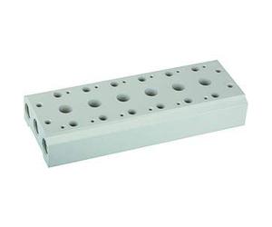 RIEGLER 116265-5520.07-18 - Placa base múltiple para válvulas de 5/2-5/3 vías, 7 Pos, M5, G 1/8, 1 unidad