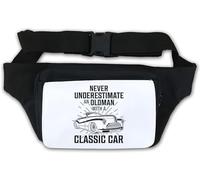 Riñonera con texto en inglés "Never Underestimate an Old Man with A Classic Car Waist Bag", color blanco, White, Talla única