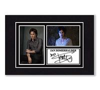 RJR PRINTS Fotomontaje A4 Firmado por Ian Somerhalder - Vampire Diaries Damon Salvatore - con autógrafo preimpreso - Listo para enmarcar - Obra de Arte, Arte de Pared Recuerdos de fútbol de la Copa