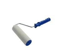 Rodillo de 180 mm de lana con mango y recambio, ideal para pintar superficies amplias y obtener un acabado uniforme.