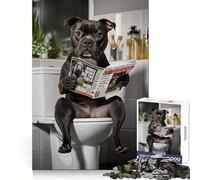 Rompecabezas de 1000 Piezas con diseño de Staffordshire Terrier Leyendo el periódico en el baño Ideal para Adolescentes Desarrolla la Memoria y Juega en Interiores Diseño de Corte Fino Elige tu Deseo