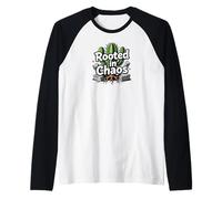 Rooted in Chaos Funny Cactus Gardener Graphic Camiseta Manga Raglan