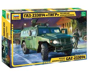 Russian Armored Vehicle Gaz Tiger Mobility 4x4 Plástico Kit 1 :3 5 Modelo