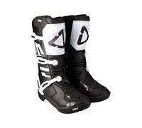 Safe and comfortable 3.5 motocross boots with ventilated mesh lining