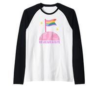 Safe with Me Rainbow Pride Flag Pink Planet Safe Space LGBTQ Camiseta Manga Raglan