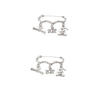 SAFIGLE 2 Piezas 2022 Insignia de graduación novedad temático patas graduacion gorro de graduación pasador de para la decoración broche de sombrero trencher aleación Silver