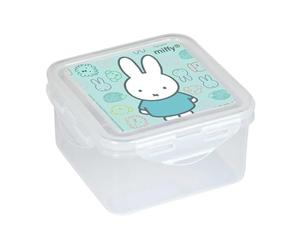 Safta | Fiambrera Infantil Miffy Friends, Caja Almuerzo Escolar de PVC Sin BPA, Tapa con Cierre a Presión Antiderrames, Diseño Verde Agua con Miffy y Dibujos, Reutilizable, Medidas 13x13x7,5 cm