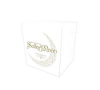 Sailor Moon Manga Box Set Vol. 7-10 (Naoko Takeuchi Collection): With 16 Art Cards, Codename Sailor V, and a Holographic Gift Box: 2 (Sailor Moon (Naoko Takeuchi Collection) Manga Box Set)